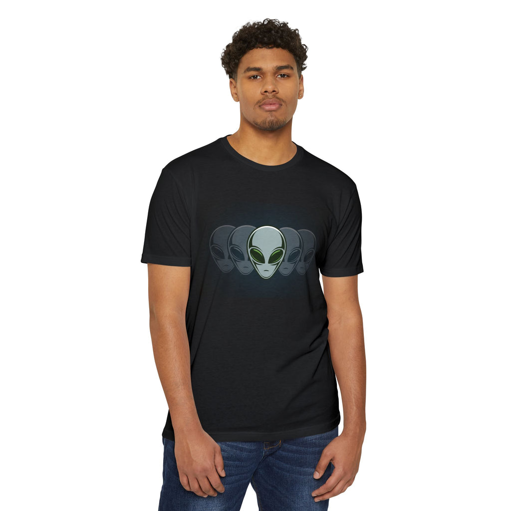 Alien Heads Graphic T-Shirt — Retro UFO Sci‑Fi Tee